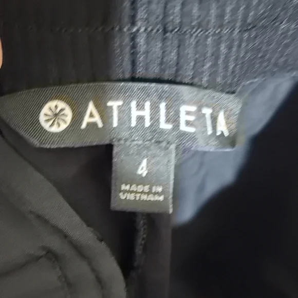 Athleta Black Running Black Shorts Women's Size 4 - Picture 7 of 9